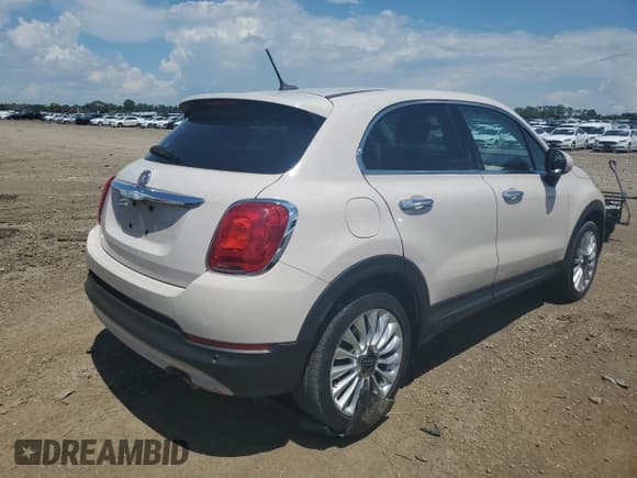 ✅ 2016 FIAT 500X Lounge • VIN: ZFBCFXDT7GP354076 • Лот: 59963845. Опубликован ранее на Copart с пробегом 175 044 миль. Бесплатный доступ к архиву аукционных продаж из США и подробный отчёт об истории автомобиля на DreamBid. Изображение 3.
