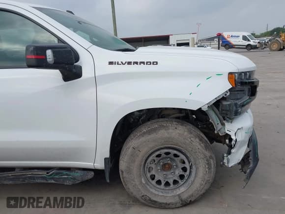 ✅ 2022 Chevrolet Silverado 1500 RST • VIN: 1GCUYEED8NZ146071 • Лот: 42298174. Опубликован ранее на IAAI с пробегом 64 542 миль. Бесплатный доступ к архиву аукционных продаж из США и подробный отчёт об истории автомобиля на DreamBid. Изображение 6.