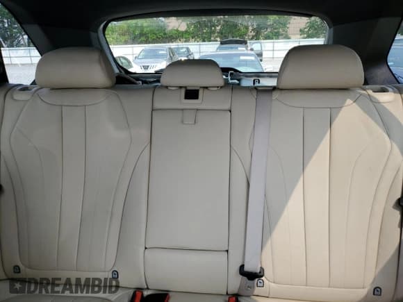 ✅ 2015 BMW X5 xDrive50i • VIN: 5UXKR6C5XF0J77462 • Lot: 58912895. Wystawiony na Copart z przebiegiem 100 086 mil. Bezpłatny archiwum sprzedaży aukcyjnych z USA i szczegółowy raport historii pojazdu na DreamBid. Zdjęcie 10.