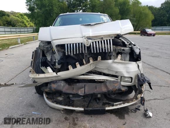 ✅ 2006 Lincoln Navigator Luxury • VIN: 5LMFU28506LJ19063 • Лот: 68065715. Опубликован ранее на Copart с пробегом Не указан. Бесплатный доступ к архиву аукционных продаж из США и подробный отчёт об истории автомобиля на DreamBid. Изображение 5.