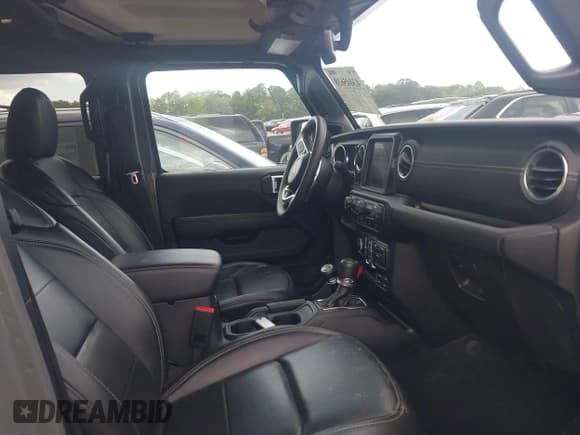 ✅ 2023 Jeep Wrangler Sahara • VIN: 1C4JJXP67PW641660 • Lot: 43045618. Listed on IAAI with 53,182 mi. Free auction sales archive from the USA and detailed vehicle history report at DreamBid. Image 5.