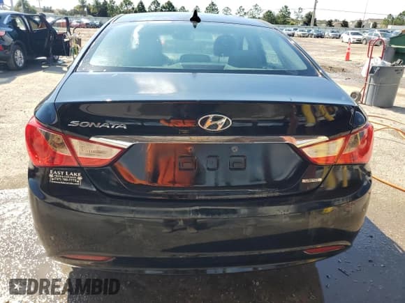 ✅ 2011 Hyundai Sonata SE • VIN: 5NPEC4AC9BH306276 • Lot: 72167904. Listed on Copart with 125,442 mi. Free auction sales archive from the USA and detailed vehicle history report at DreamBid. Image 6.