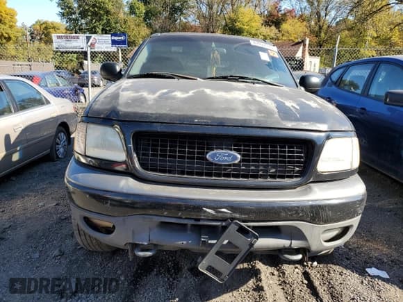 ✅ 2001 Ford Expedition XLT • VIN: 1FMPU16L51LA41004 • Лот: 87037375. Опубликован ранее на Copart с пробегом Не указан. Бесплатный доступ к архиву аукционных продаж из США и подробный отчёт об истории автомобиля на DreamBid. Изображение 5.