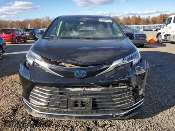 ✅ 2021 Toyota Sienna Platinum • VIN: 5TDESKFC3MS006052 • Lot: 91680485. Listed on Copart with 54,663 mi. Free auction sales archive from the USA and detailed vehicle history report at DreamBid. Image 5.