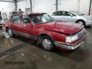 ✅ 1990 Buick Park Avenue • VIN: 1G4CW54C1L1618953 • Лот: 76748814. Опубликован ранее на Copart с пробегом 98 030 миль. Бесплатный доступ к архиву аукционных продаж из США и подробный отчёт об истории автомобиля на DreamBid. Изображение 4.
