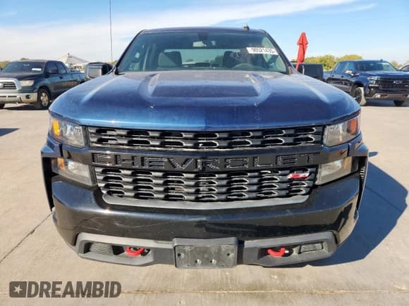 ✅ 2021 Chevrolet Silverado 1500 Custom Trail Boss • VIN: 3GCPYCEF0MG453512 • Lot: 90521435. Wystawiony na Copart z przebiegiem 95 140 mil. Bezpłatny archiwum sprzedaży aukcyjnych z USA i szczegółowy raport historii pojazdu na DreamBid. Zdjęcie 5.