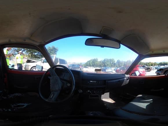 ✅ 1982 Toyota Tercel Deluxe • VIN: JT2AL21E3C4402733 • Lot: 43154157. Wystawiony na IAAI z przebiegiem 143 224 mil. Bezpłatny archiwum sprzedaży aukcyjnych z USA i szczegółowy raport historii pojazdu na DreamBid. Zdjęcie 24.