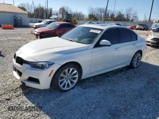 ✅ 2018 BMW 3 Series 330i xDrive • VIN: WBA8D9C5XJA608295 • Лот: 93079755. Опубликован ранее на Copart с пробегом Не указан. Бесплатный доступ к архиву аукционных продаж из США и подробный отчёт об истории автомобиля на DreamBid. Изображение 1.