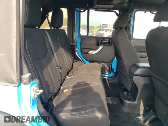 ✅ 2017 Jeep Wrangler Unlimited Rubicon • VIN: 1C4BJWFGXHL685079 • Lot: 56037495. Listed on Copart with 98,009 mi. Free auction sales archive from the USA and detailed vehicle history report at DreamBid. Image 11.