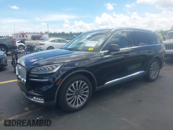 ✅ 2021 Lincoln Aviator Reserve • VIN: 5LM5J7WC0MGL12385 • Lot: 42472422. Wystawiony na IAAI z przebiegiem 20 404 mil. Bezpłatny archiwum sprzedaży aukcyjnych z USA i szczegółowy raport historii pojazdu na DreamBid. Zdjęcie 2.