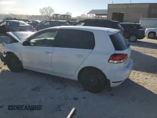 ✅ 2012 Volkswagen Golf • VIN: WVWDB7AJ9CW002701 • Lot: 92656275. Wystawiony na Copart z przebiegiem Nie podano. Bezpłatny archiwum sprzedaży aukcyjnych z USA i szczegółowy raport historii pojazdu na DreamBid. Zdjęcie 2.
