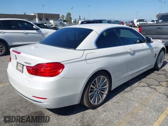 ✅ 2015 BMW 4 Series 428i • VIN: WBA3V7C51FP771904 • Лот: 42316801. Опубликован ранее на IAAI с пробегом 93 391 миль. Бесплатный доступ к архиву аукционных продаж из США и подробный отчёт об истории автомобиля на DreamBid. Изображение 4.