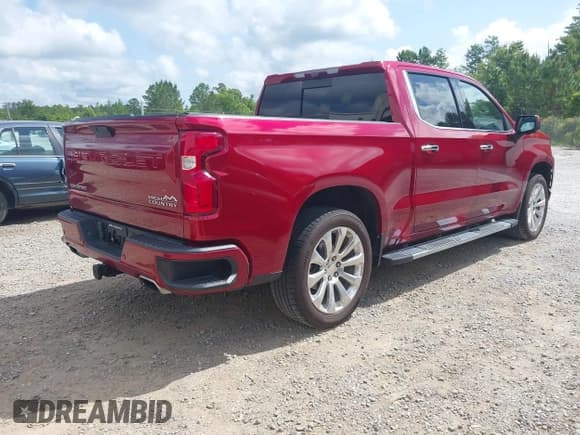 ✅ 2021 Chevrolet Silverado 1500 High Country • VIN: 3GCUYHEL1MG143522 • Lot: 42263956. Listed on IAAI with 65,416 mi. Free auction sales archive from the USA and detailed vehicle history report at DreamBid. Image 4.