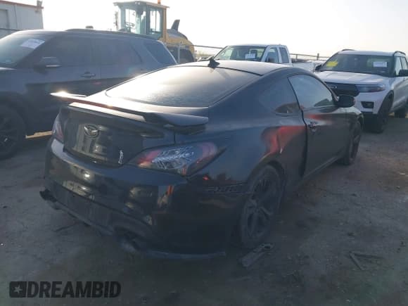 ✅ 2012 Hyundai Genesis Coupe 2.0T • VIN: KMHHT6KD0CU079157 • Lot: 41855345. Wystawiony na IAAI z przebiegiem 134 267 mil. Bezpłatny archiwum sprzedaży aukcyjnych z USA i szczegółowy raport historii pojazdu na DreamBid. Zdjęcie 4.