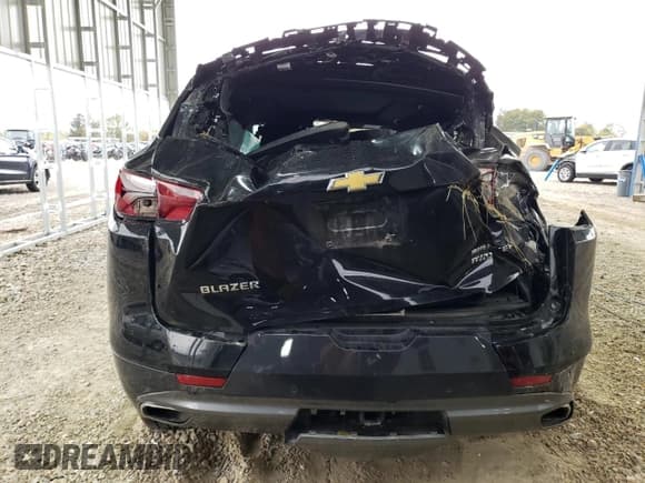 ✅ 2022 Chevrolet Blazer Premier • VIN: 3GNKBLR49NS145278 • Lot: 89631135. Listed on Copart with 63,248 mi. Free auction sales archive from the USA and detailed vehicle history report at DreamBid. Image 6.