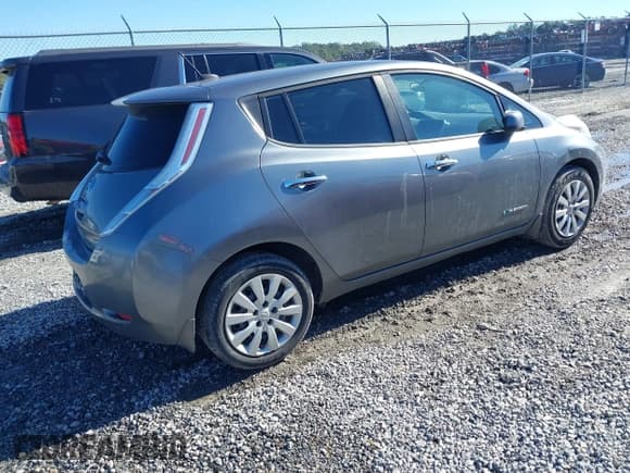 ✅ 2015 Nissan LEAF SL • VIN: 1N4AZ0CP5FC306286 • Лот: 43871059. Опубликован ранее на IAAI с пробегом 127 369 миль. Бесплатный доступ к архиву аукционных продаж из США и подробный отчёт об истории автомобиля на DreamBid. Изображение 4.