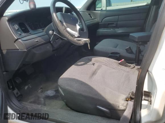 ✅ 2011 Ford Police Interceptor • VIN: 2FABP7BV6BX176891 • Lot: 58946245. Wystawiony na Copart z przebiegiem 149 469 mil. Bezpłatny archiwum sprzedaży aukcyjnych z USA i szczegółowy raport historii pojazdu na DreamBid. Zdjęcie 7.