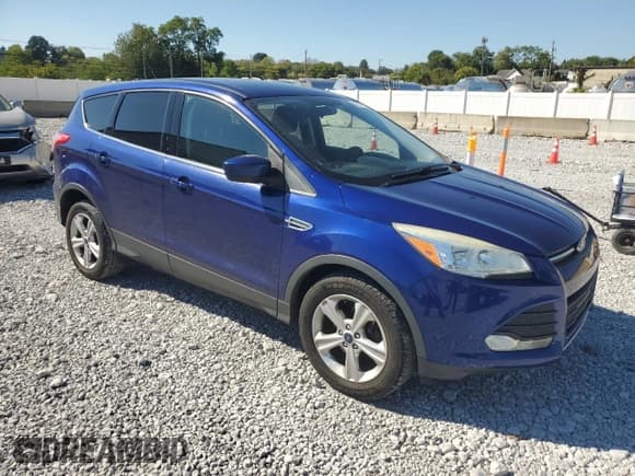 ✅ 2016 Ford Escape SE • VIN: 1FMCU0G77GUB61495 • Lot: 82229135. Listed on Copart with 142,634 mi. Free auction sales archive from the USA and detailed vehicle history report at DreamBid. Image 4.