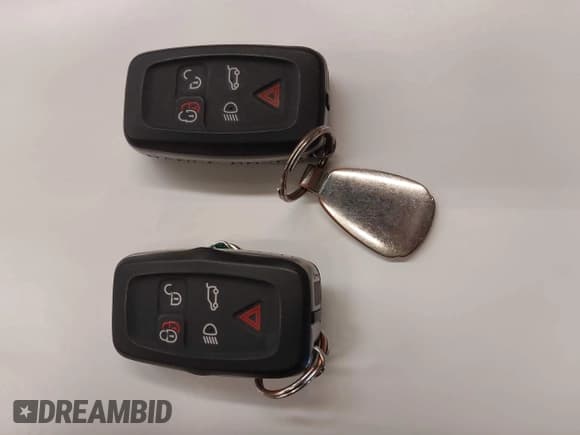 ✅ 2011 Land Rover Range Rover Sport HSE • VIN: SALSF2D43BA705560 • Lot: 43855234. Listed on IAAI with 160,528 mi. Free auction sales archive from the USA and detailed vehicle history report at DreamBid. Image 11.