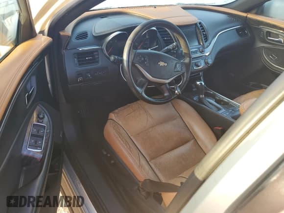 ✅ 2015 Chevrolet Impala LTZ • VIN: 2G1165S37F9148760 • Лот: 73859104. Опубликован ранее на Copart с пробегом Не указан. Бесплатный доступ к архиву аукционных продаж из США и подробный отчёт об истории автомобиля на DreamBid. Изображение 8.