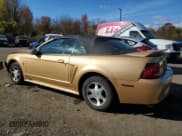 ✅ 2000 Ford Mustang • VIN: 1FAFP4444YF199479 • Лот: 87452745. Опубликован ранее на Copart с пробегом 92 530 миль. Бесплатный доступ к архиву аукционных продаж из США и подробный отчёт об истории автомобиля на DreamBid. Изображение 2.