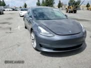 ✅ 2018 Tesla Model 3 Long Range Battery • VIN: 5YJ3E1EB5JF132382 • Lot: 56401425. Wystawiony na Copart z przebiegiem 118 120 mil. Bezpłatny archiwum sprzedaży aukcyjnych z USA i szczegółowy raport historii pojazdu na DreamBid. Zdjęcie 13.