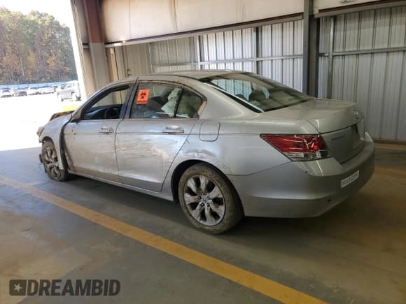 ✅ 2008 Honda Accord EX-L • VIN: 1HGCP26898A123448 • Lot: 91318315. Wystawiony na Copart z przebiegiem Nie podano. Bezpłatny archiwum sprzedaży aukcyjnych z USA i szczegółowy raport historii pojazdu na DreamBid. Zdjęcie 2.