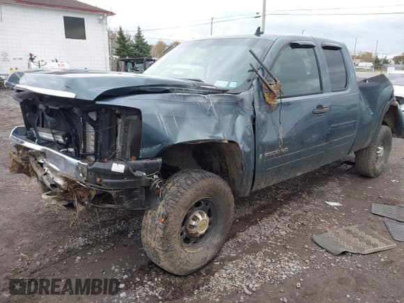 ✅ 2008 Chevrolet Silverado 2500HD LTZ • VIN: 1GCHK29658E118849 • Lot: 43683198. Listed on IAAI with 150,447 mi. Free auction sales archive from the USA and detailed vehicle history report at DreamBid. Image 17.