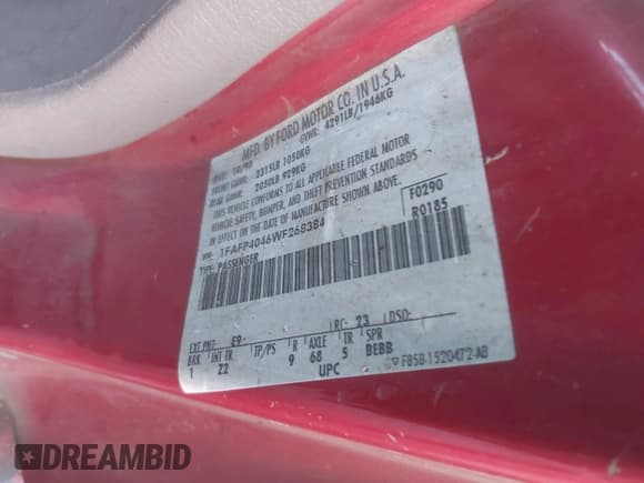 ✅ 1998 Ford Mustang • VIN: 1FAFP4046WF268384 • Lot: 43728255. Wystawiony na IAAI z przebiegiem 137 196 mil. Bezpłatny archiwum sprzedaży aukcyjnych z USA i szczegółowy raport historii pojazdu na DreamBid. Zdjęcie 9.