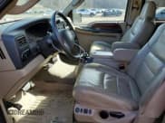 ✅ 2005 Ford Excursion Limited • VIN: 1FMNU43S25EB45643 • Лот: 44192835. Опубликован ранее на Copart с пробегом 153 622 миль. Бесплатный доступ к архиву аукционных продаж из США и подробный отчёт об истории автомобиля на DreamBid. Изображение 7.