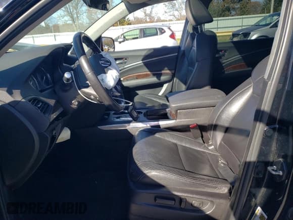 ✅ 2017 Acura MDX • VIN: 5J8YD4H3XHL007577 • Lot: 92287695. Listed on Copart with 134,305 mi. Free auction sales archive from the USA and detailed vehicle history report at DreamBid. Image 7.