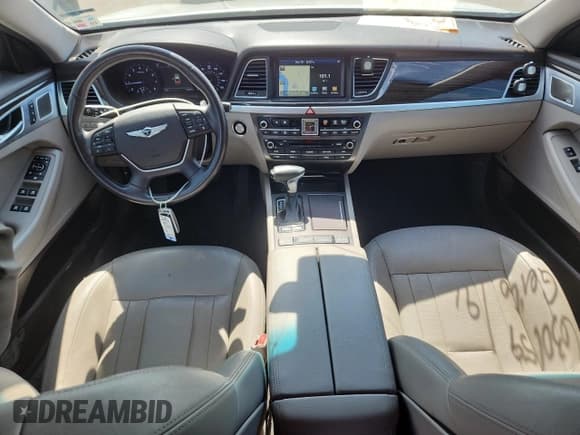 ✅ 2018 Genesis G80 3.8L • VIN: KMHGN4JE5JU255654 • Lot: 83998575. Wystawiony na Copart z przebiegiem 178 772 mil. Bezpłatny archiwum sprzedaży aukcyjnych z USA i szczegółowy raport historii pojazdu na DreamBid. Zdjęcie 8.