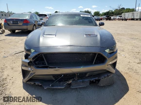 ✅ 2018 Ford Mustang GT • VIN: 1FA6P8CFXJ5121567 • Lot: 54821895. Wystawiony na Copart z przebiegiem 87 671 mil. Bezpłatny archiwum sprzedaży aukcyjnych z USA i szczegółowy raport historii pojazdu na DreamBid. Zdjęcie 5.