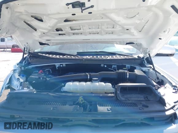 ✅ 2024 Ford Expedition XLT • VIN: 1FMJU1J80REB01683 • Lot: 43168767. Wystawiony na IAAI z przebiegiem 11 606 mil. Bezpłatny archiwum sprzedaży aukcyjnych z USA i szczegółowy raport historii pojazdu na DreamBid. Zdjęcie 10.