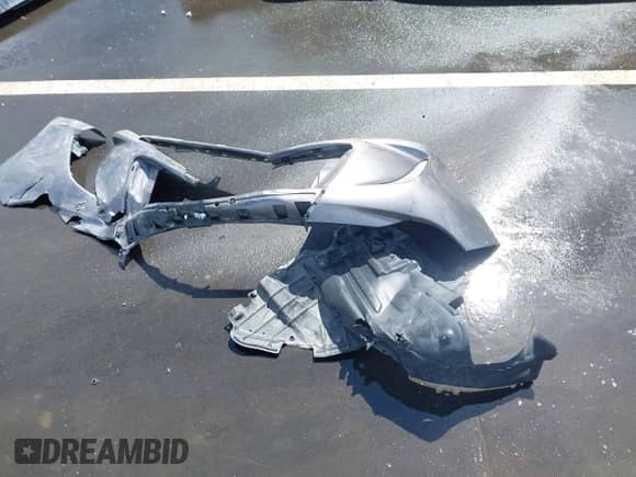 2015 Toyota Camry LE with VIN 4T4BF1FK4FR446399, listed as a IAAI auction lot 43128423 with 82,545 mi miles and . Bid and sale history available at DreamBid. Image 12.