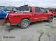 2007 Dodge Dakota ST z VIN 1D7HW28N07S163927, wystawiony jako Copart lot #46596084 z przebiegiem 173 970 mil mil oraz Nie do naprawy • Non repairable. Historia ofert i sprzedaży dostępna na DreamBid. Obrazek 3.