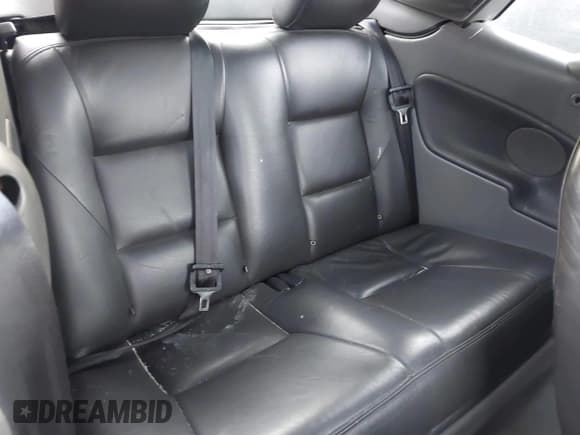 ✅ 2003 Saab 9-3 SE • VIN: YS3DF78K737001021 • Lot: 41773137. Wystawiony na IAAI z przebiegiem 119 774 mil. Bezpłatny archiwum sprzedaży aukcyjnych z USA i szczegółowy raport historii pojazdu na DreamBid. Zdjęcie 8.