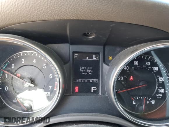 ✅ 2013 Jeep Grand Cherokee Laredo • VIN: 1C4RJFAG7DC645932 • Lot: 57969715. Listed on Copart with 165,717 mi. Free auction sales archive from the USA and detailed vehicle history report at DreamBid. Image 9.