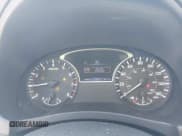 ✅ 2017 Nissan Altima SL • VIN: 1N4AL3AP9HC282650 • Lot: 43568999. Wystawiony na IAAI z przebiegiem 242 889 mil. Bezpłatny archiwum sprzedaży aukcyjnych z USA i szczegółowy raport historii pojazdu na DreamBid. Zdjęcie 7.