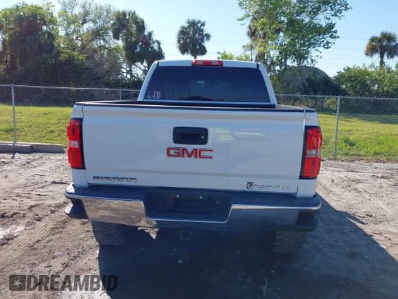 ✅ 2017 GMC Sierra 1500 SLE • VIN: 3GTU2MECXHG367033 • Lot: 41752539. Listed on IAAI with 130,419 mi. Free auction sales archive from the USA and detailed vehicle history report at DreamBid. Image 16.