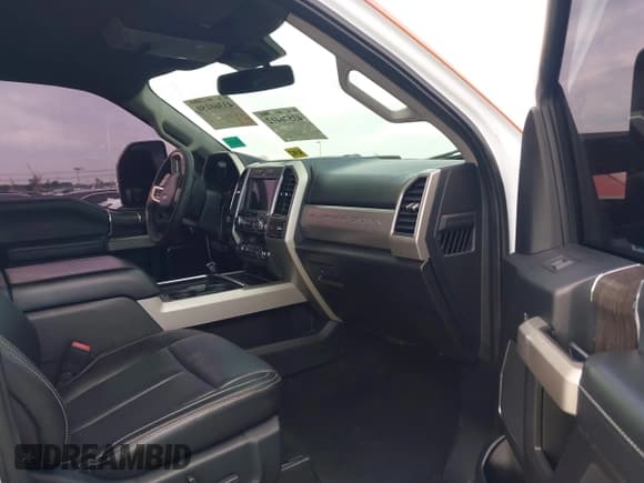 ✅ 2021 Ford F-250 XL • VIN: 1FT7W2BT7MED66854 • Lot: 43576412. Wystawiony na IAAI z przebiegiem 75 642 mil. Bezpłatny archiwum sprzedaży aukcyjnych z USA i szczegółowy raport historii pojazdu na DreamBid. Zdjęcie 5.