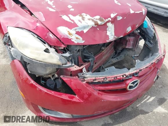 ✅ 2009 Mazda 6 i Grand Touring • VIN: 1YVHP82A995M01575 • Lot: 41833121. Wystawiony na IAAI z przebiegiem Nie podano. Bezpłatny archiwum sprzedaży aukcyjnych z USA i szczegółowy raport historii pojazdu na DreamBid. Zdjęcie 6.