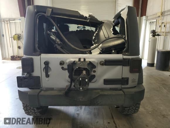 ✅ 2016 Jeep Wrangler Willys Wheeler • VIN: 1C4AJWAG5GL149464 • Lot: 67631255. Listed on Copart with 28,049 mi. Free auction sales archive from the USA and detailed vehicle history report at DreamBid. Image 6.