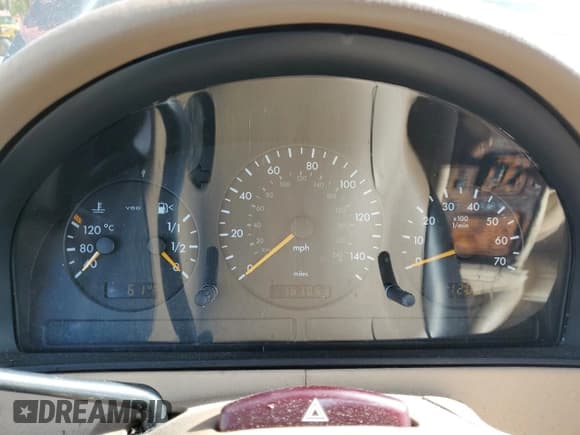 ✅ 2005 Mercedes-Benz M 500 • VIN: 4JGAB75E15A529787 • Lot: 55465125. Listed on Copart with 167,093 mi. Free auction sales archive from the USA and detailed vehicle history report at DreamBid. Image 9.