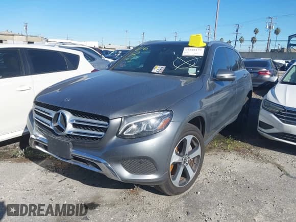 ✅ 2019 Mercedes-Benz GLC 350e • VIN: WDC0G5EBXKF602871 • Lot: 43348177. Wystawiony na IAAI z przebiegiem 56 686 mil. Bezpłatny archiwum sprzedaży aukcyjnych z USA i szczegółowy raport historii pojazdu na DreamBid. Zdjęcie 2.