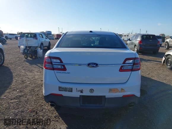 ✅ 2014 Ford Taurus SE • VIN: 1FAHP2D85EG117720 • Лот: 43704831. Опубликован ранее на IAAI с пробегом 120 745 миль. Бесплатный доступ к архиву аукционных продаж из США и подробный отчёт об истории автомобиля на DreamBid. Изображение 16.