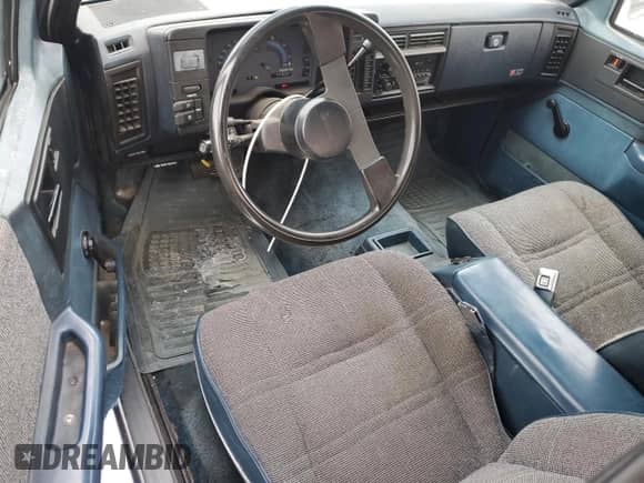 1986 Chevrolet S-10 X96 с VIN 1GCCS14R1G2211437, выставлен на аукционе Copart как лот 88146645 с пробегом 143 797 миль миль и Списание • Salvage title. История ставок и продаж доступна на DreamBid. Изображение 8.