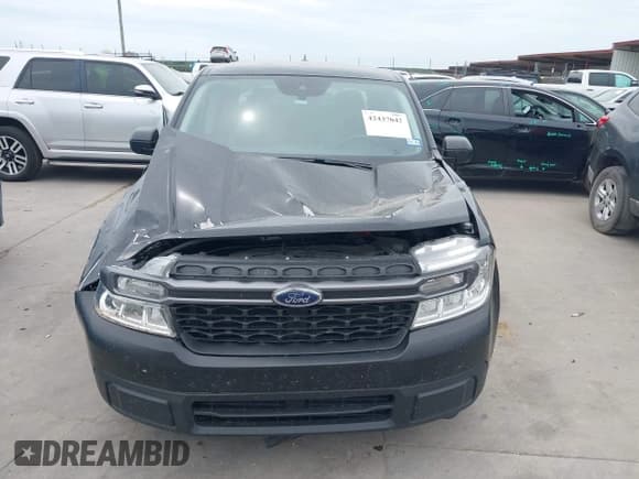 ✅ 2022 Ford Maverick XL • VIN: 3FTTW8F91NRB00017 • Lot: 42437042. Listed on IAAI with 32,700 mi. Free auction sales archive from the USA and detailed vehicle history report at DreamBid. Image 12.