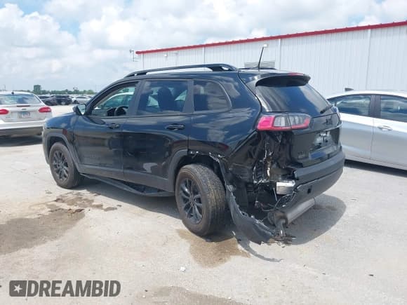 ✅ 2023 Jeep Cherokee Altitude Lux • VIN: 1C4PJMMB9PD105976 • Lot: 42247102. Listed on IAAI with 8,178 mi. Free auction sales archive from the USA and detailed vehicle history report at DreamBid. Image 3.