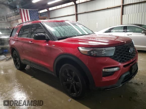 ✅ 2024 Ford Explorer ST-Line • VIN: 1FMSK8KH4RGA75885 • Lot: 84682184. Listed on Copart with 7,778 mi. Free auction sales archive from the USA and detailed vehicle history report at DreamBid. Image 4.